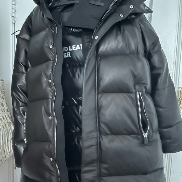 RUDSAK Sleek Black Puffer Jacket - Picture 2 of 6
